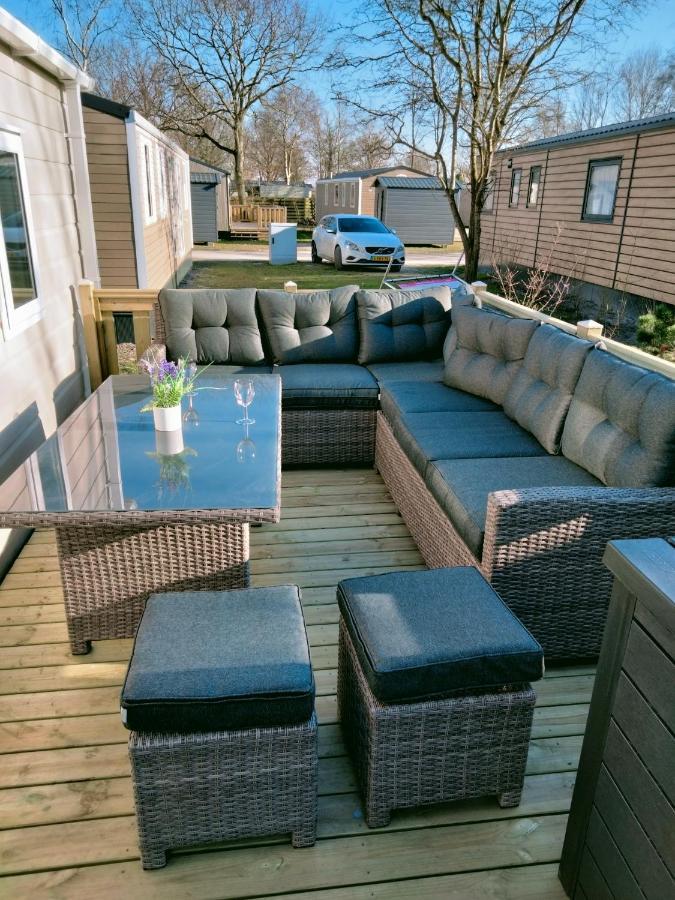 Bj Chalets - Robbengat 85 - Gezellige Chalet Op Vakantiepark Lauwersoog! Vroege Incheck! Met Airco! Exteriér fotografie