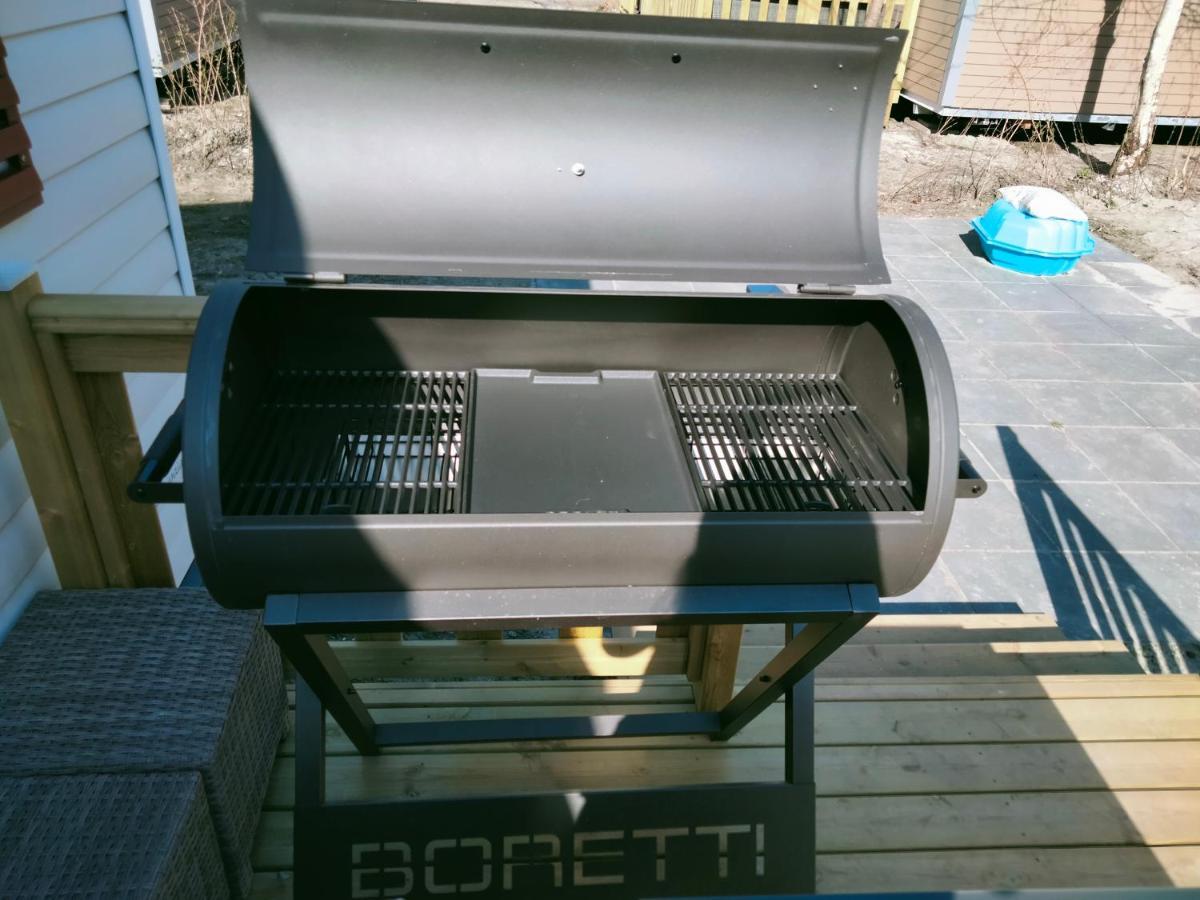 Bj Chalets - Robbengat 85 - Gezellige Chalet Op Vakantiepark Lauwersoog! Vroege Incheck! Met Airco! Exteriér fotografie